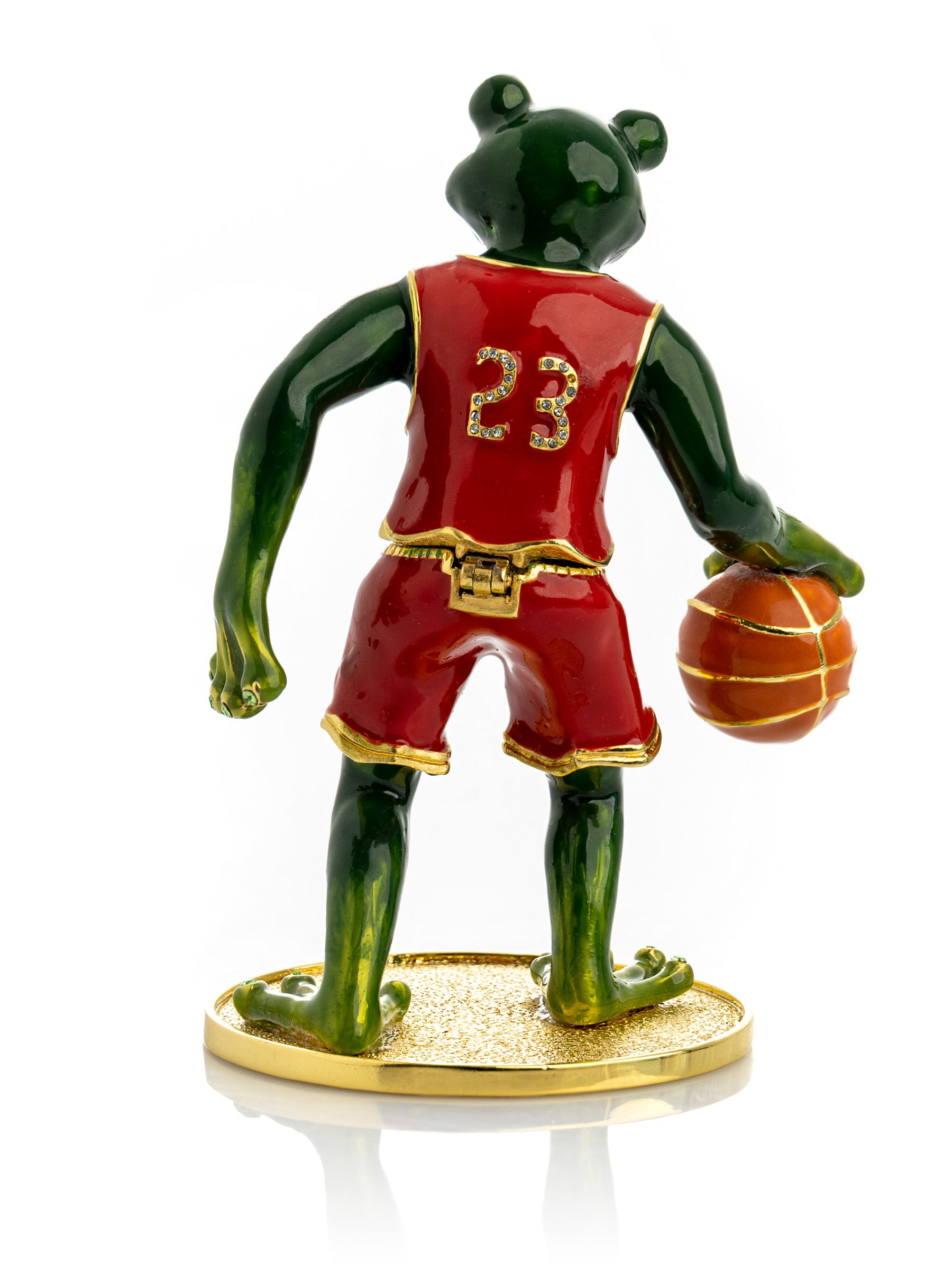 Frog Playing Basketball – Image 3